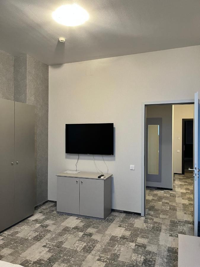 Albert Hotel Ploiesti Bagian luar foto
